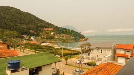 Side apartment with view of Quatro Ilhas beach - EXCLUSIVE