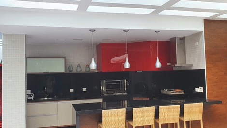 Hermosa casa de lujo con 6 suites en la Riviera de São Lourenço