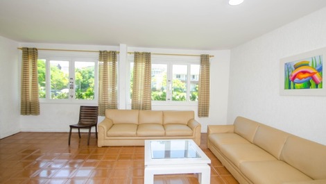 Mansão das Lagostas: 10 quartos à 2 min da Praia!