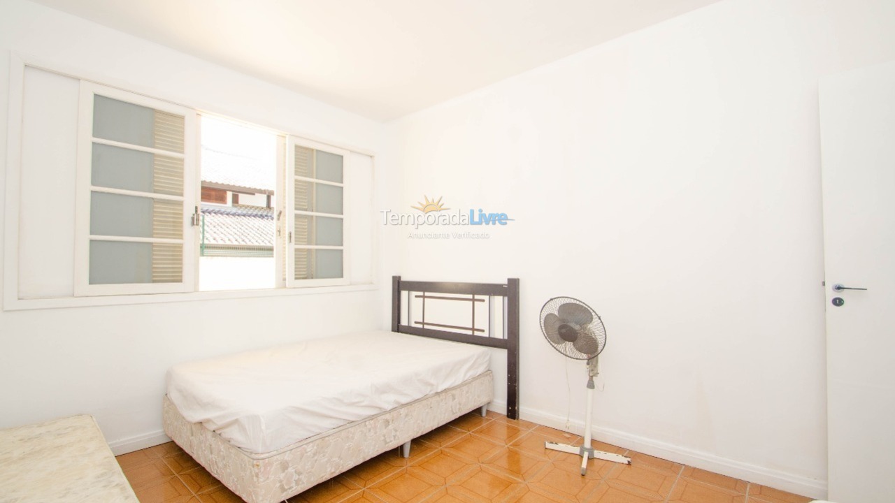 Casa para aluguel de temporada em Florianopolis (Jurerê Internacional)