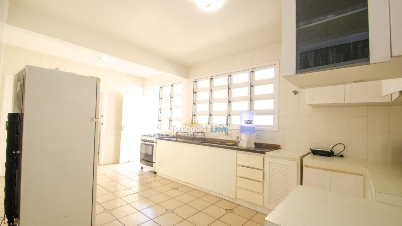 Casa para aluguel de temporada em Florianopolis (Jurerê Internacional)