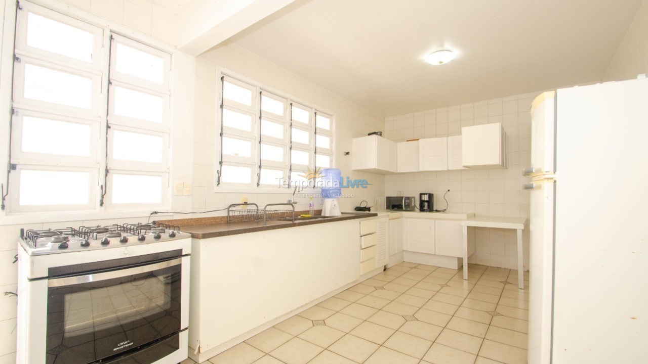 Casa para aluguel de temporada em Florianopolis (Jurerê Internacional)