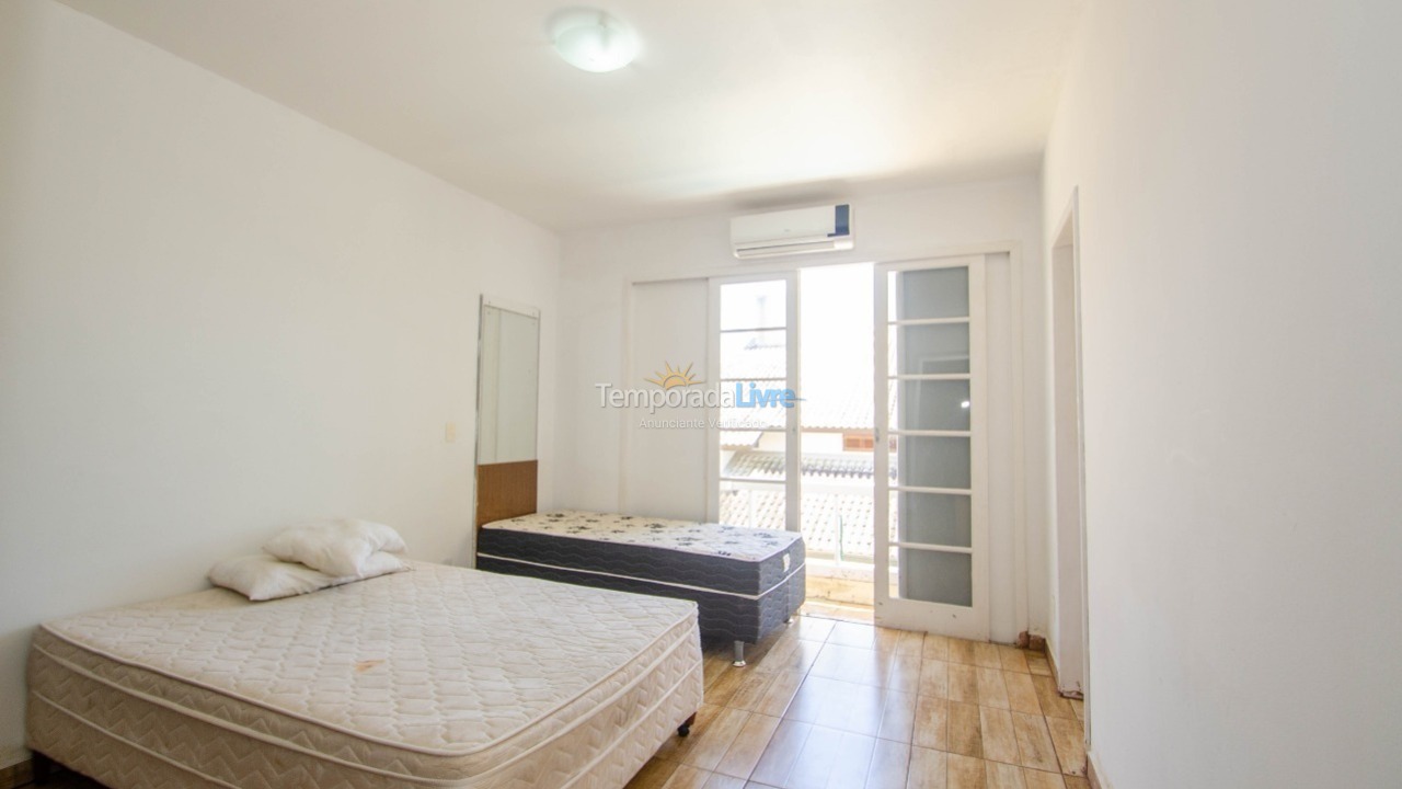 Casa para aluguel de temporada em Florianopolis (Jurerê Internacional)