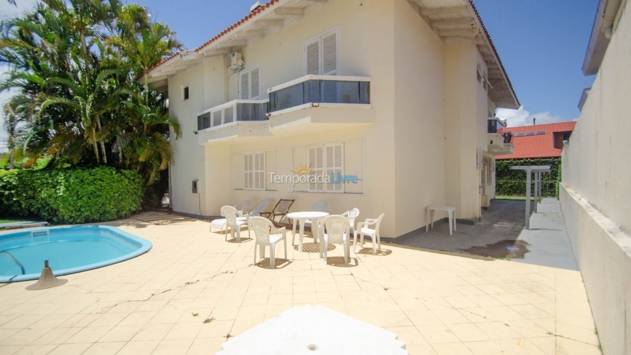 Casa para aluguel de temporada em Florianopolis (Jurerê Internacional)
