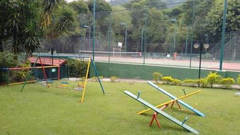 HOME GOOD PRICE! FOUR BEDROOMS, SWIMMING POOL, CONDOMINIUM, VIEW