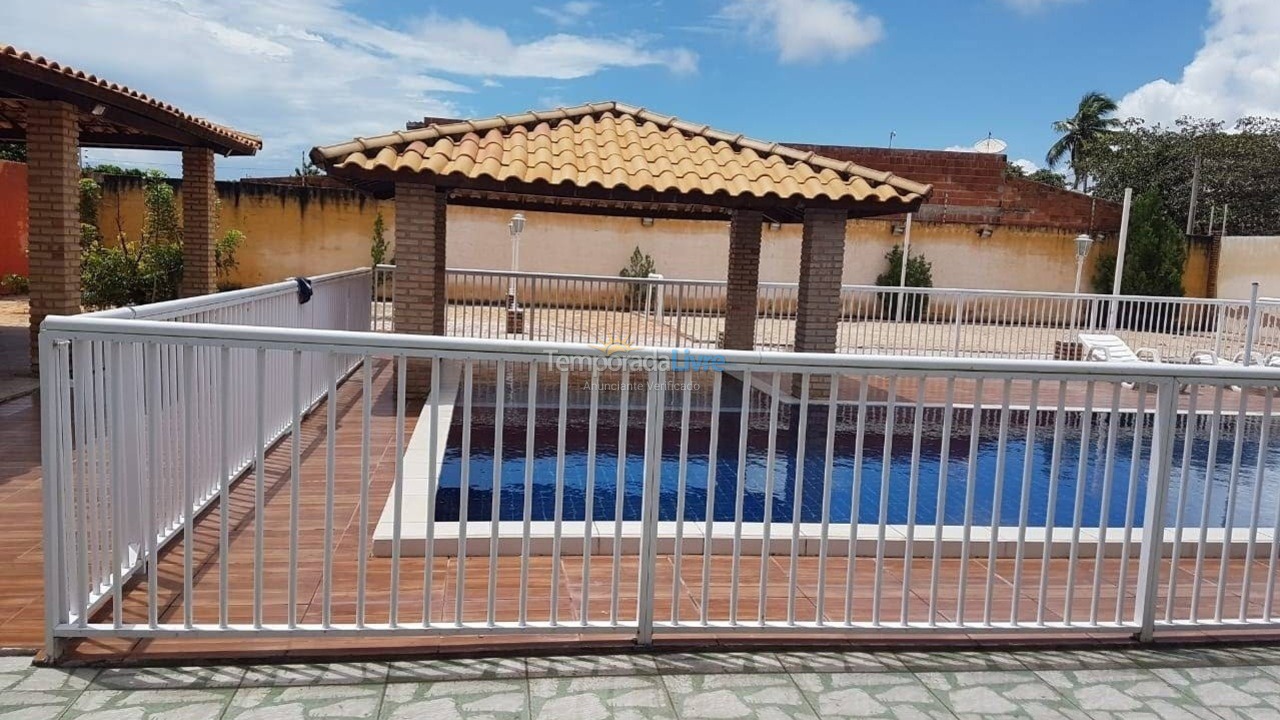 Casa para alquiler de vacaciones em Beberibe (Morro Branco)