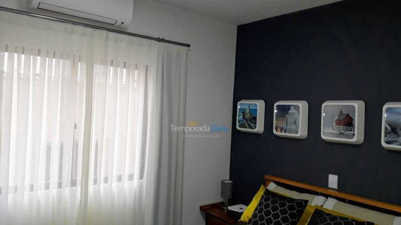 Apartment for vacation rental in Itapema (Meia Praia)