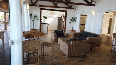 5 suites de pie sobre la amplia y cómoda arena