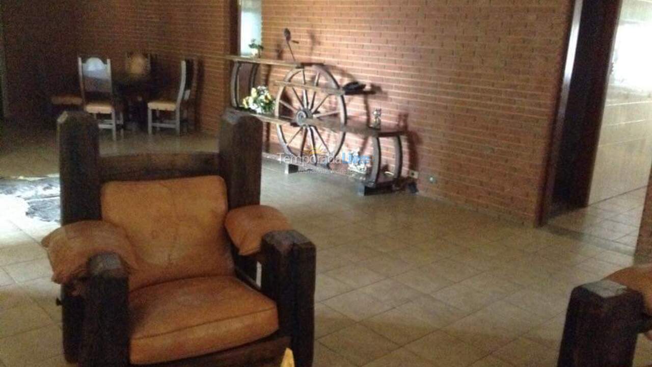 Chácara / sítio para aluguel de temporada em São Roque (São João Novo)