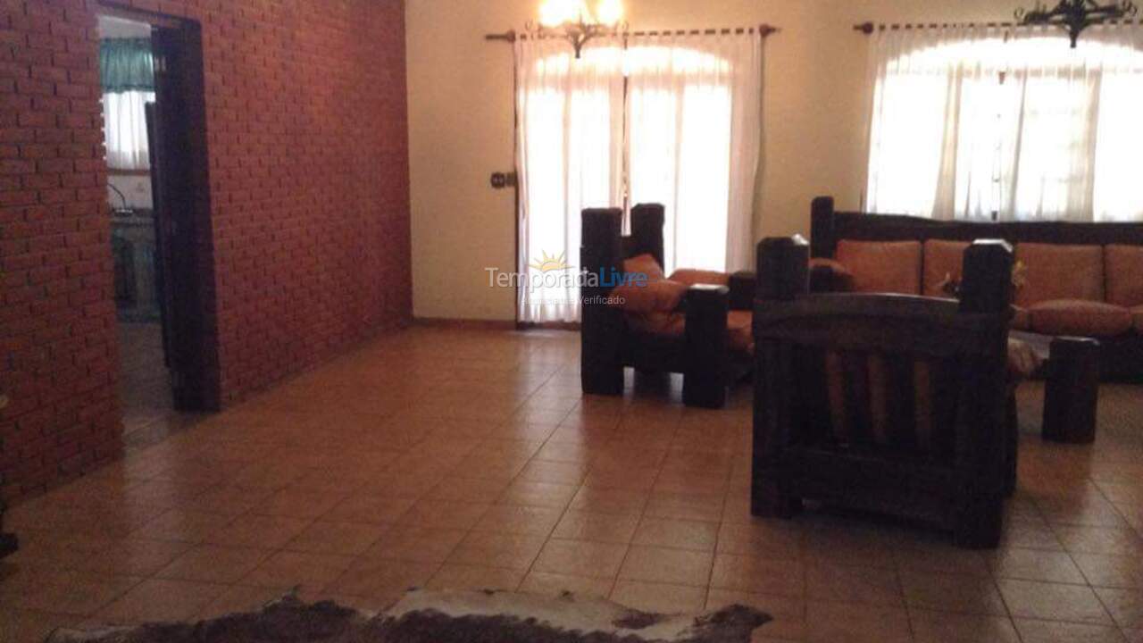 Chácara / sítio para aluguel de temporada em São Roque (São João Novo)