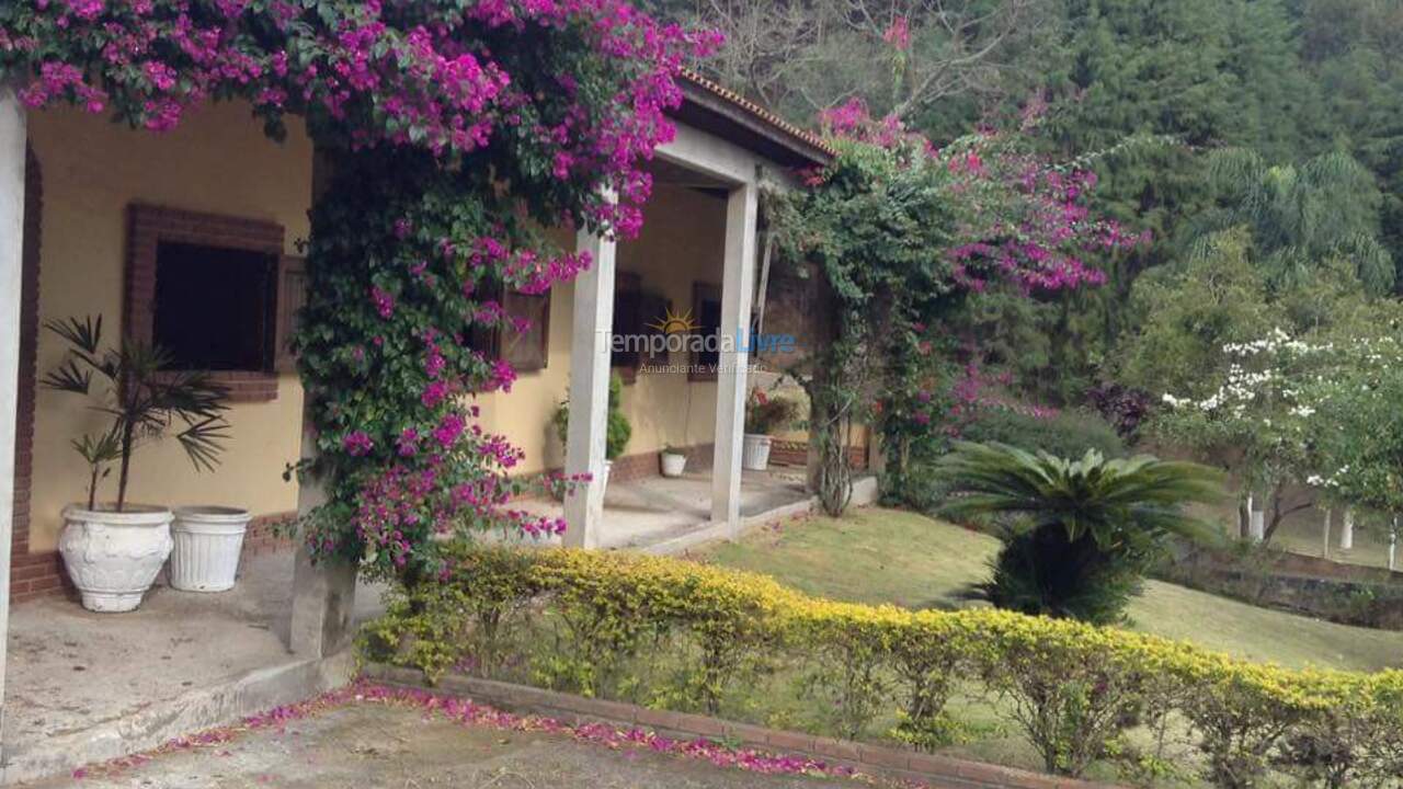 Chácara / sítio para aluguel de temporada em São Roque (São João Novo)