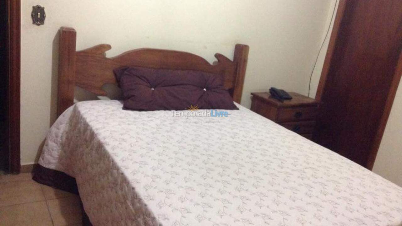 Chácara / sítio para aluguel de temporada em São Roque (São João Novo)