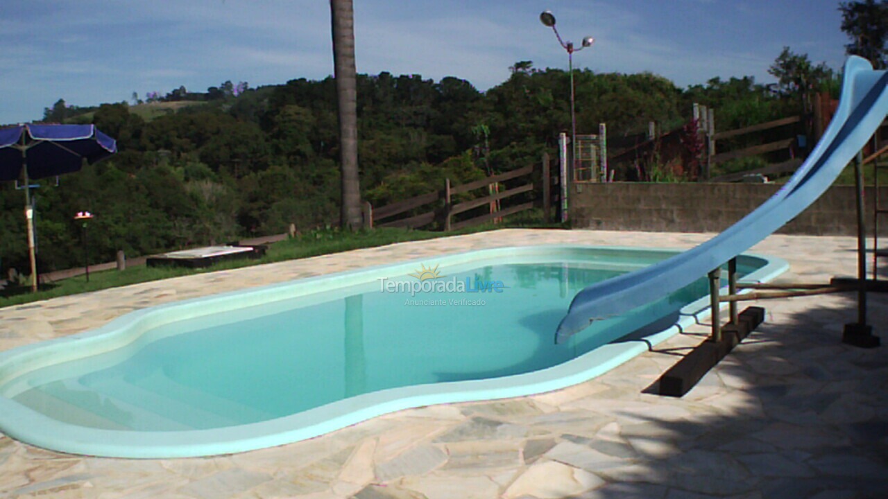 Chácara / sítio para aluguel de temporada em Bragança Paulista (Boa Vista dos Silvas)