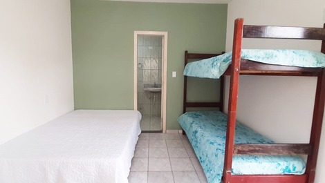 Casa P/ temporada em Porto Seguro, P/ 56 Pessoas.