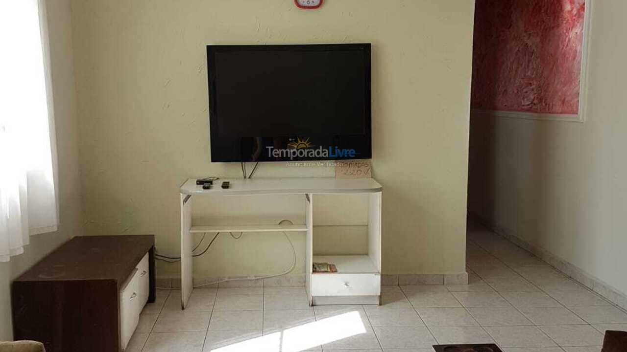 Apartamento para aluguel de temporada em Santos (Aparecida)