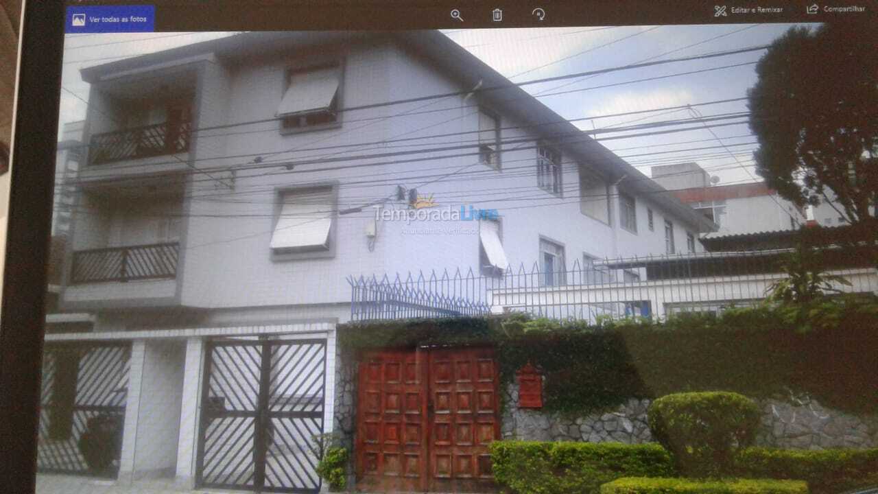 Apartamento para aluguel de temporada em Santos (Aparecida)