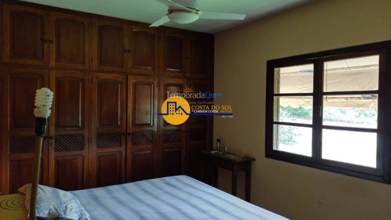 Casa para alquiler de vacaciones em Rio das Ostras (Residencial Rio das Ostras)