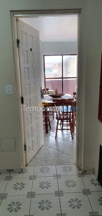 Apartment for vacation rental in Matinhos (Balneário Ipacaraí)
