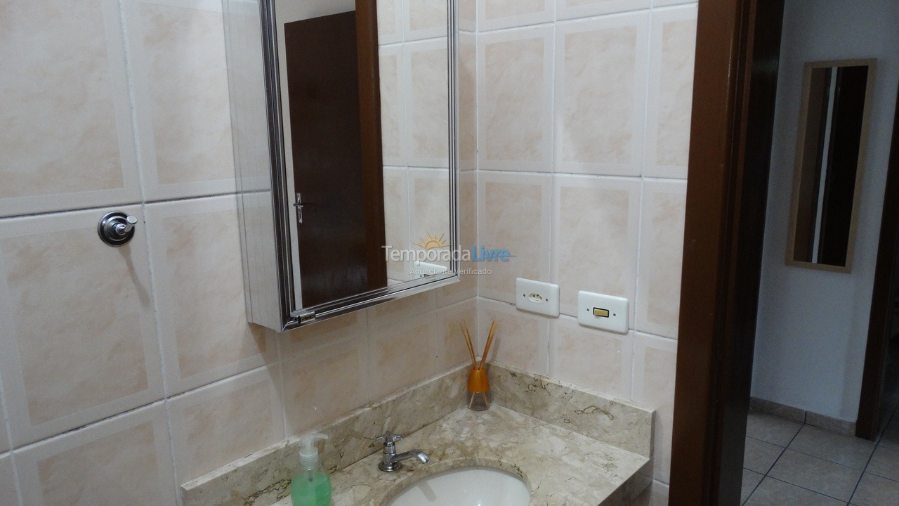 Casa para aluguel de temporada em Ubatuba (Lagoinha)