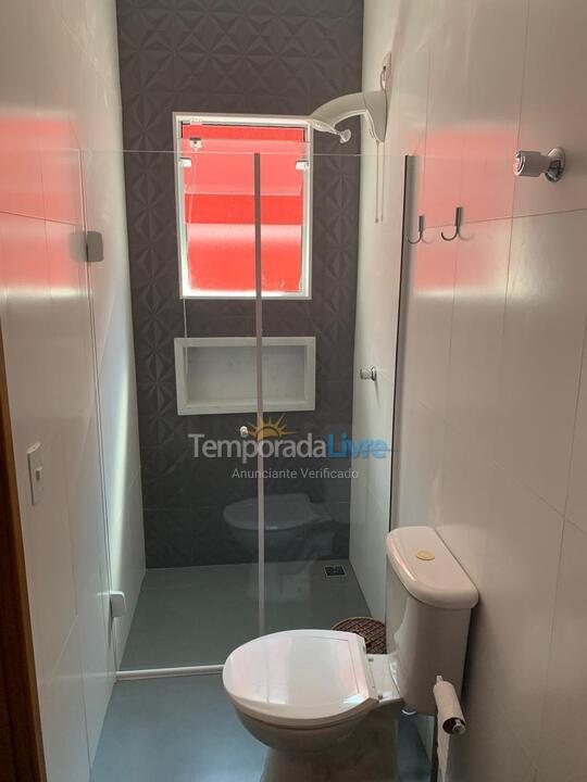 Casa para aluguel de temporada em Caraguatatuba (Massaguaçu)