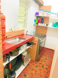 Seasonal site 15km from BH, with swimming pool and large green area.