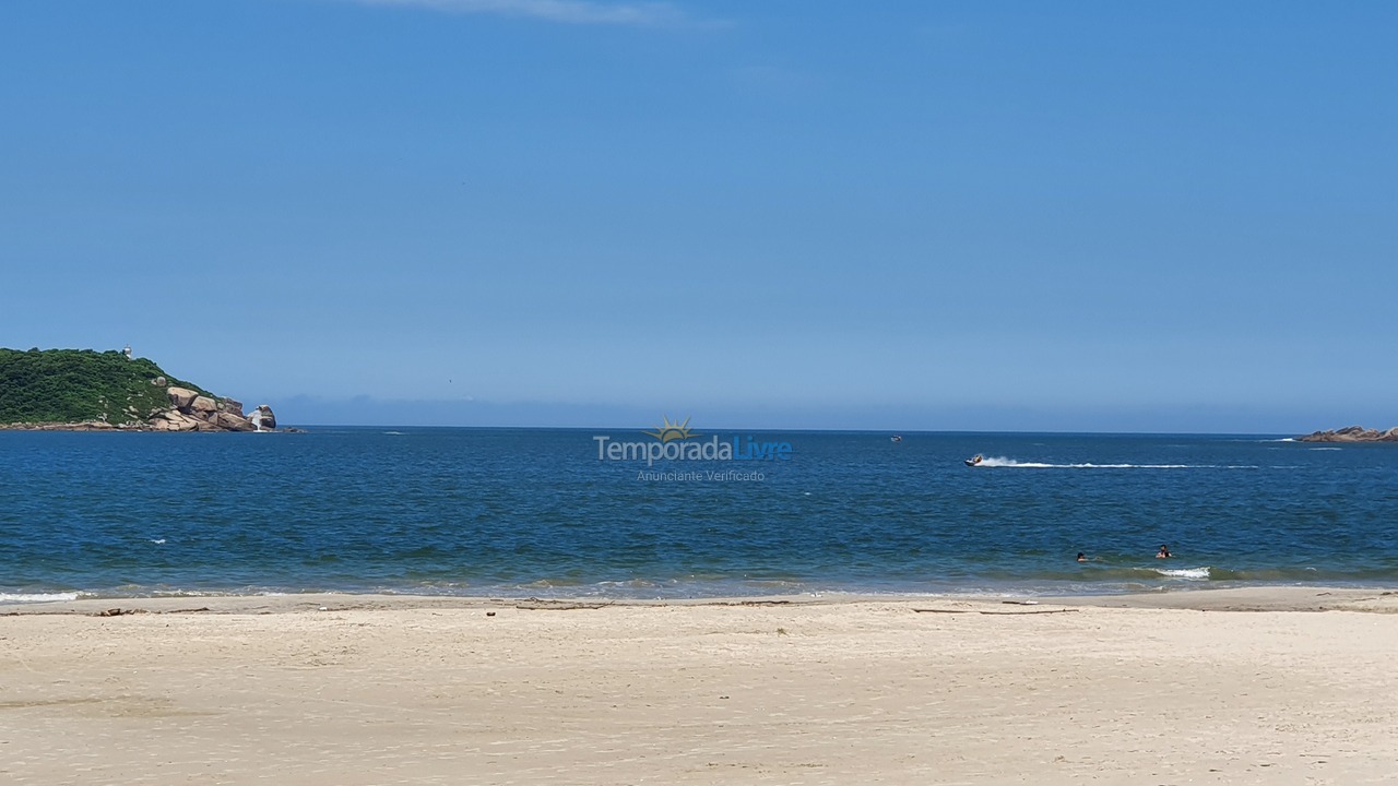 Casa para aluguel de temporada em Palhoça (Praia do Sonho)