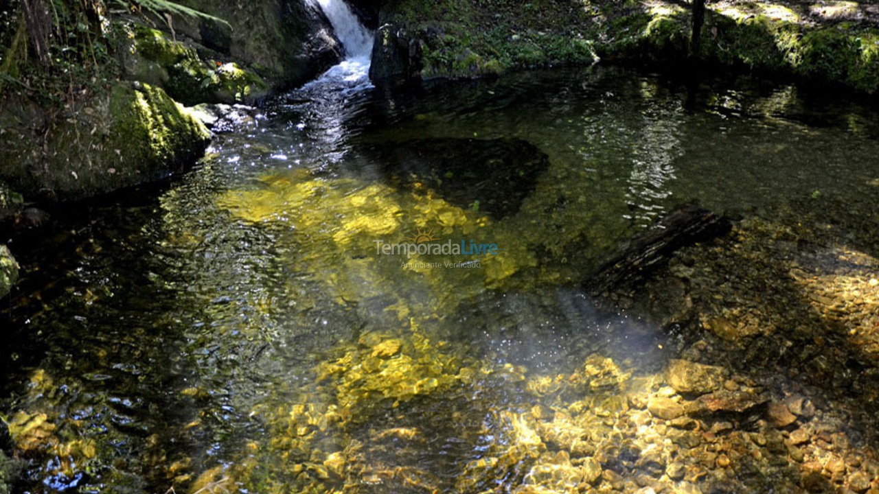 Casa para aluguel de temporada em Bocaina de Minas (Alcantilado)