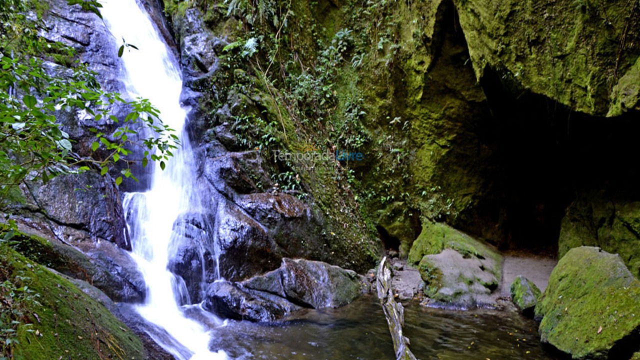 Casa para aluguel de temporada em Bocaina de Minas (Alcantilado)