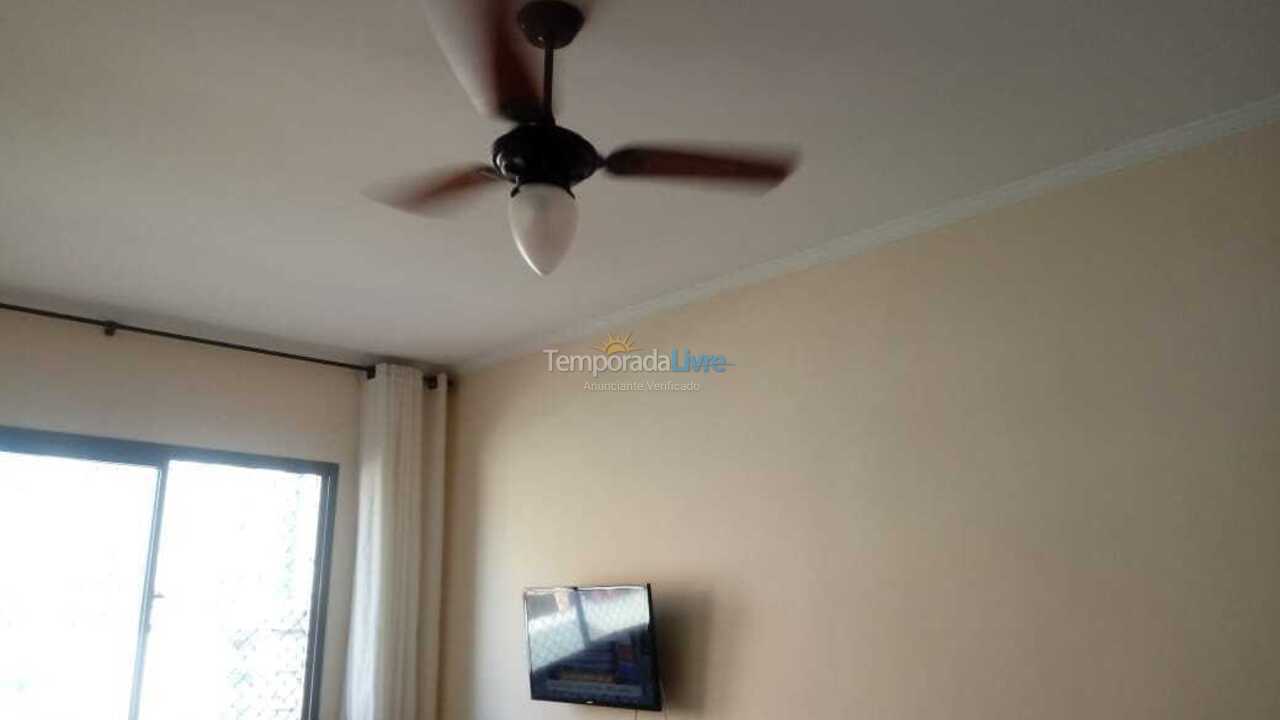 Apartamento para aluguel de temporada em Praia Grande (Guilhermina)