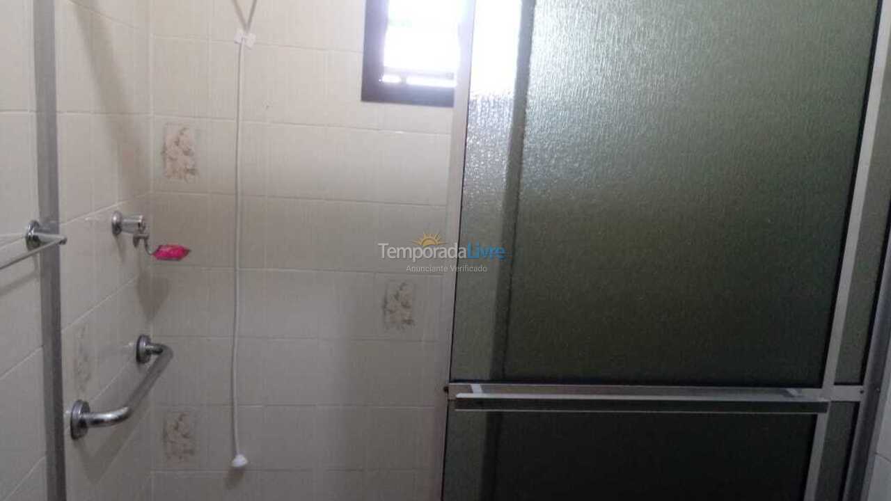 Apartamento para aluguel de temporada em Praia Grande (Guilhermina)