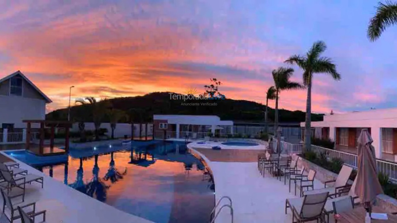 Casa para aluguel de temporada em Florianópolis (Las Piedras Home Resort Campeche Florianopolis)