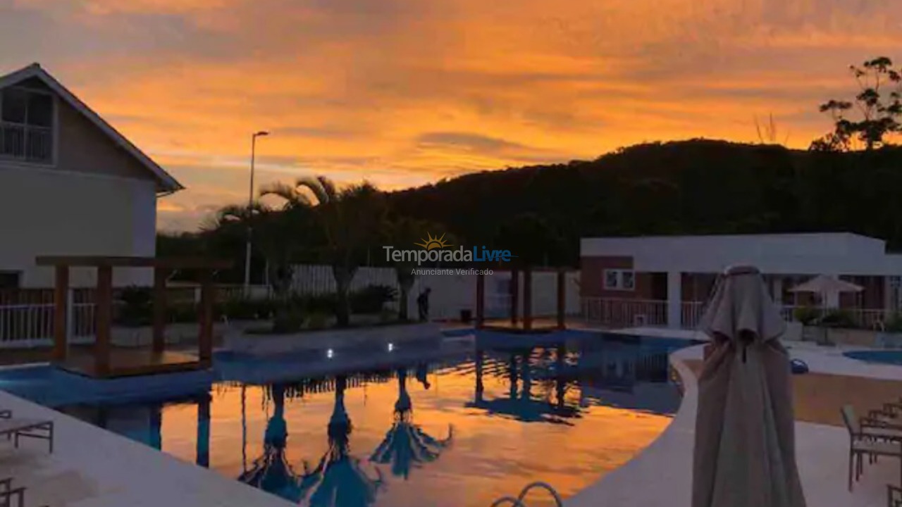 Casa para aluguel de temporada em Florianópolis (Las Piedras Home Resort Campeche Florianopolis)
