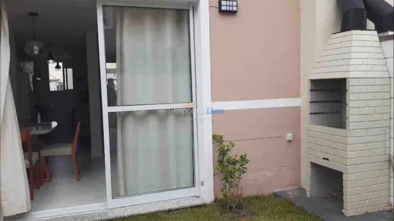 Casa para aluguel de temporada em Florianópolis (Las Piedras Home Resort Campeche Florianopolis)