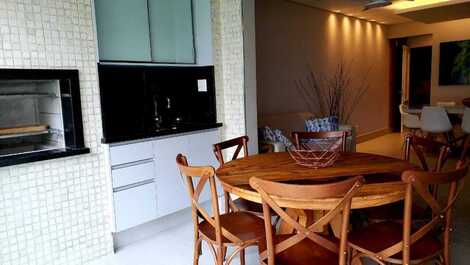 Varanda com churrasqueira