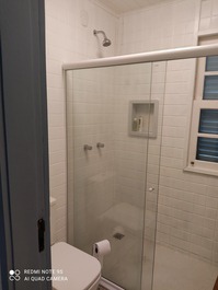 BANHEIRO DORMITÓRIOS INFERIORES