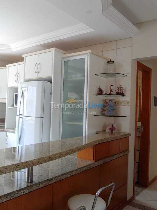 Apartamento para alquiler de vacaciones em Itapema (Meia Praia)