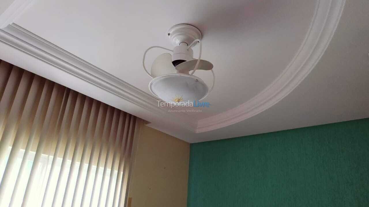 Apartamento para alquiler de vacaciones em Itapema (Meia Praia)