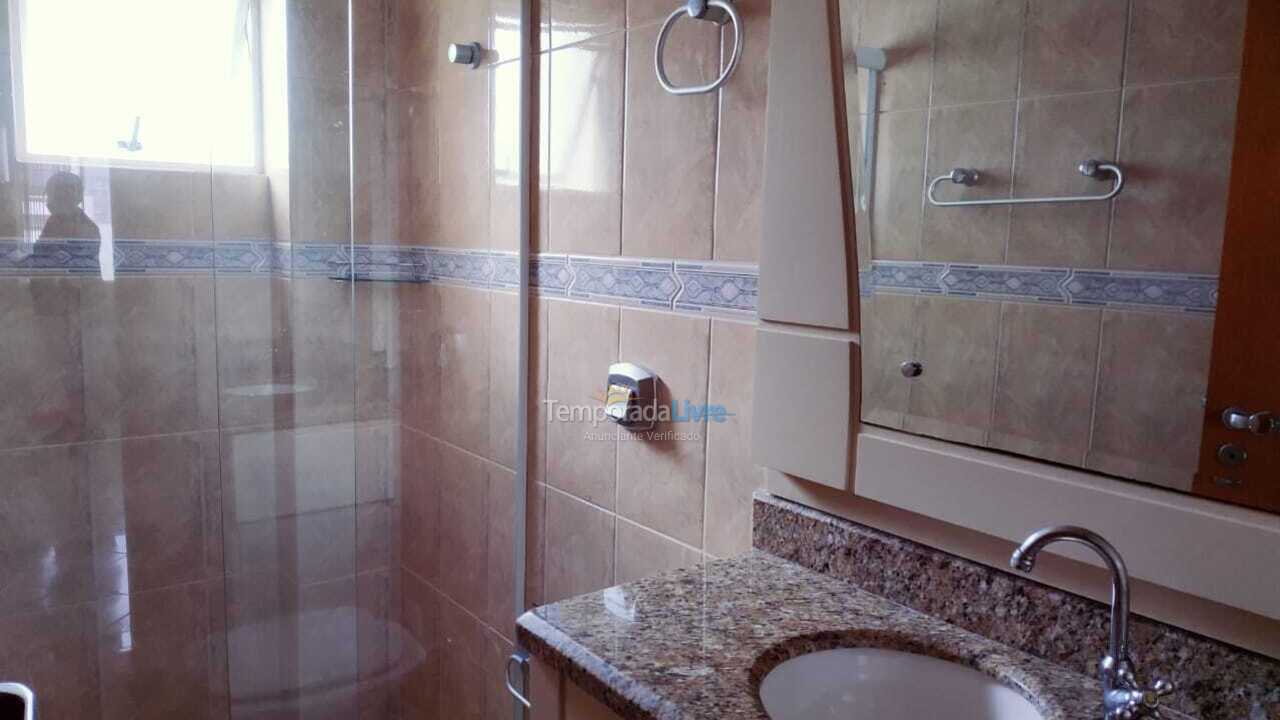 Apartamento para alquiler de vacaciones em Itapema (Meia Praia)