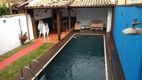 LINDA CASA COM AR CONDICIONADO, PISCINA E CHURRASQUEIRA ILHABELA