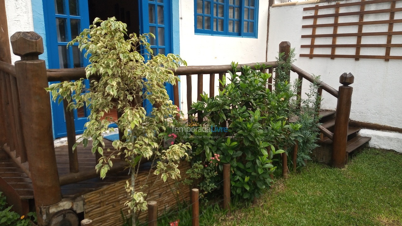 Casa para aluguel de temporada em Ilhabela (Perequê)