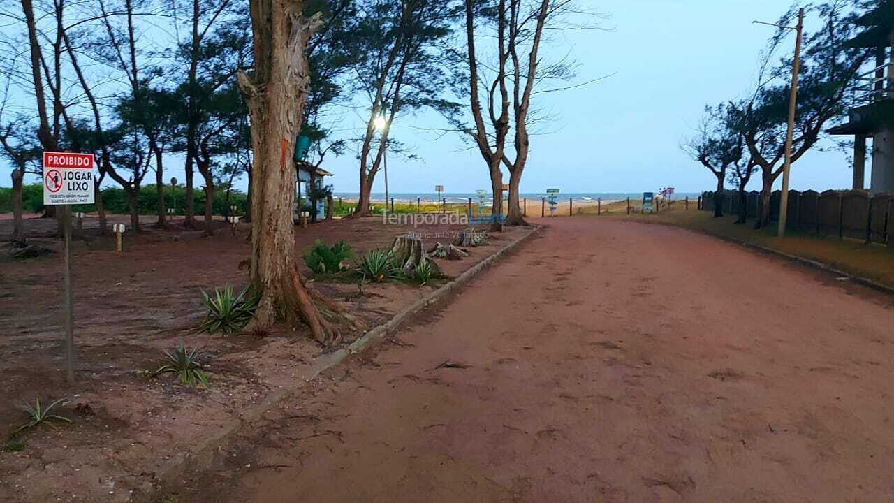 Casa para alquiler de vacaciones em Cabo Frio (Tamoios Unamar Cabo Frio)