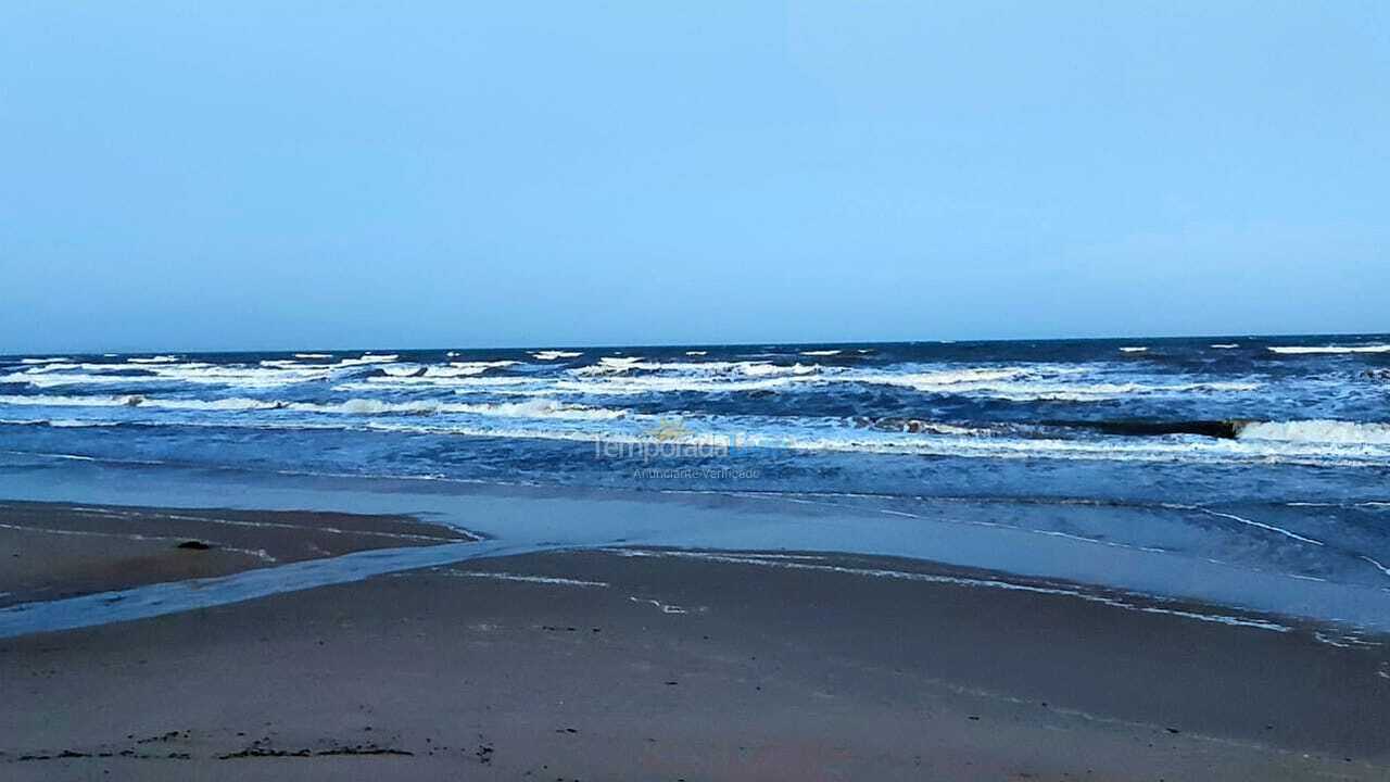 Casa para alquiler de vacaciones em Cabo Frio (Tamoios Unamar Cabo Frio)