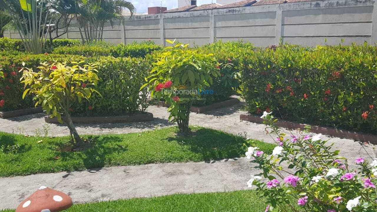 Apartamento para aluguel de temporada em Porto Seguro (Praia de Taperapuan)