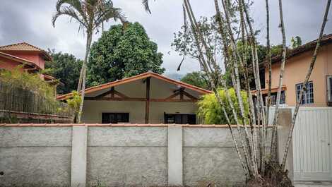 THE HOUSE OF THE ISLAND