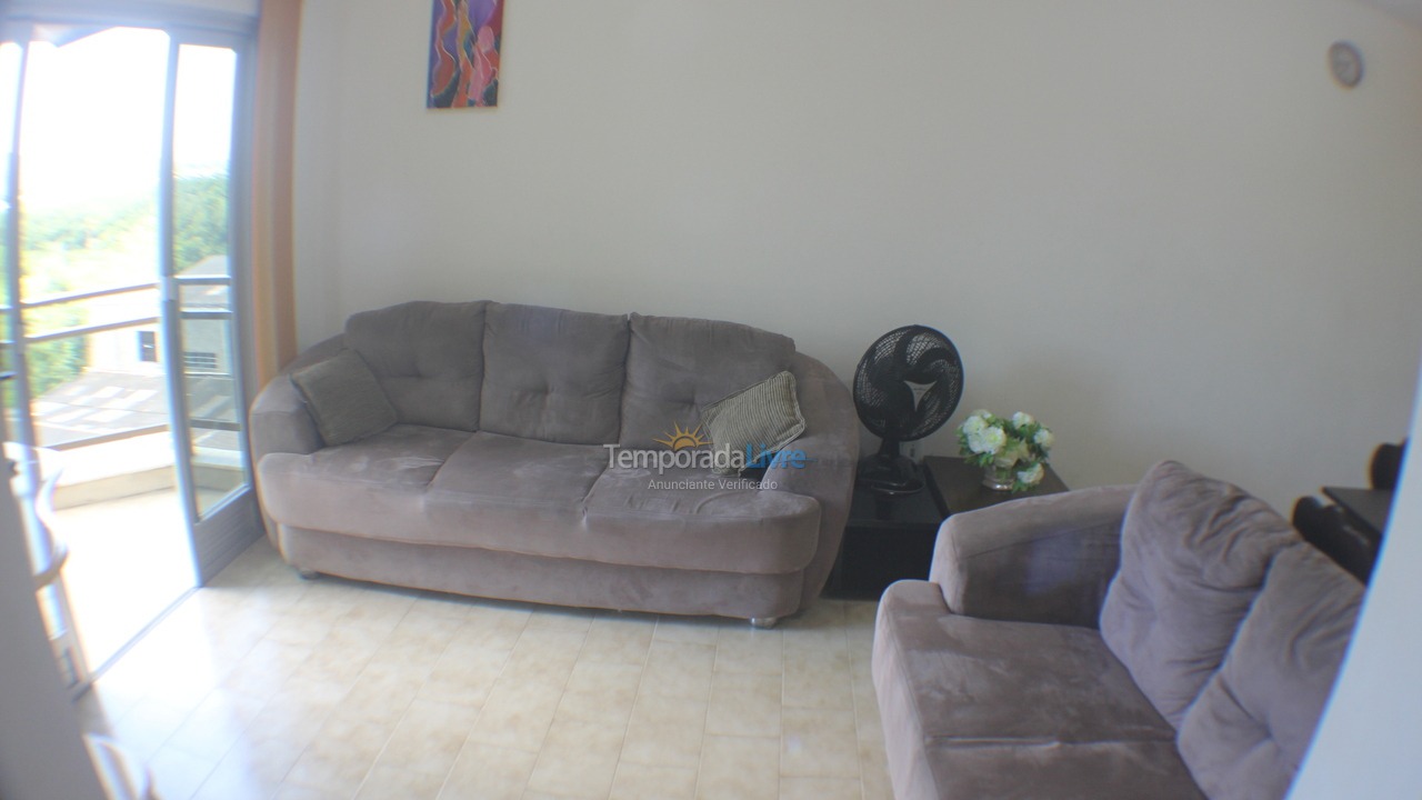 Apartamento para aluguel de temporada em Itapema (Meia Praia)