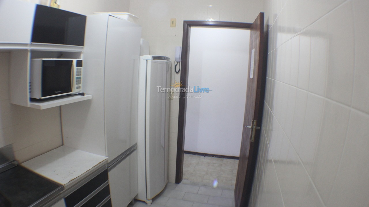 Apartamento para aluguel de temporada em Itapema (Meia Praia)