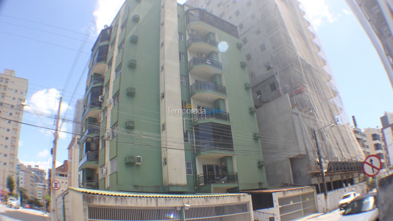 Apartamento para aluguel de temporada em Itapema (Meia Praia)