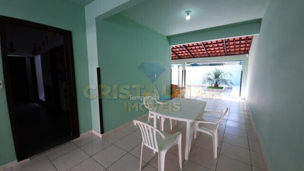 Casa para alquiler de vacaciones em Bombinhas (Praia de Bombas)
