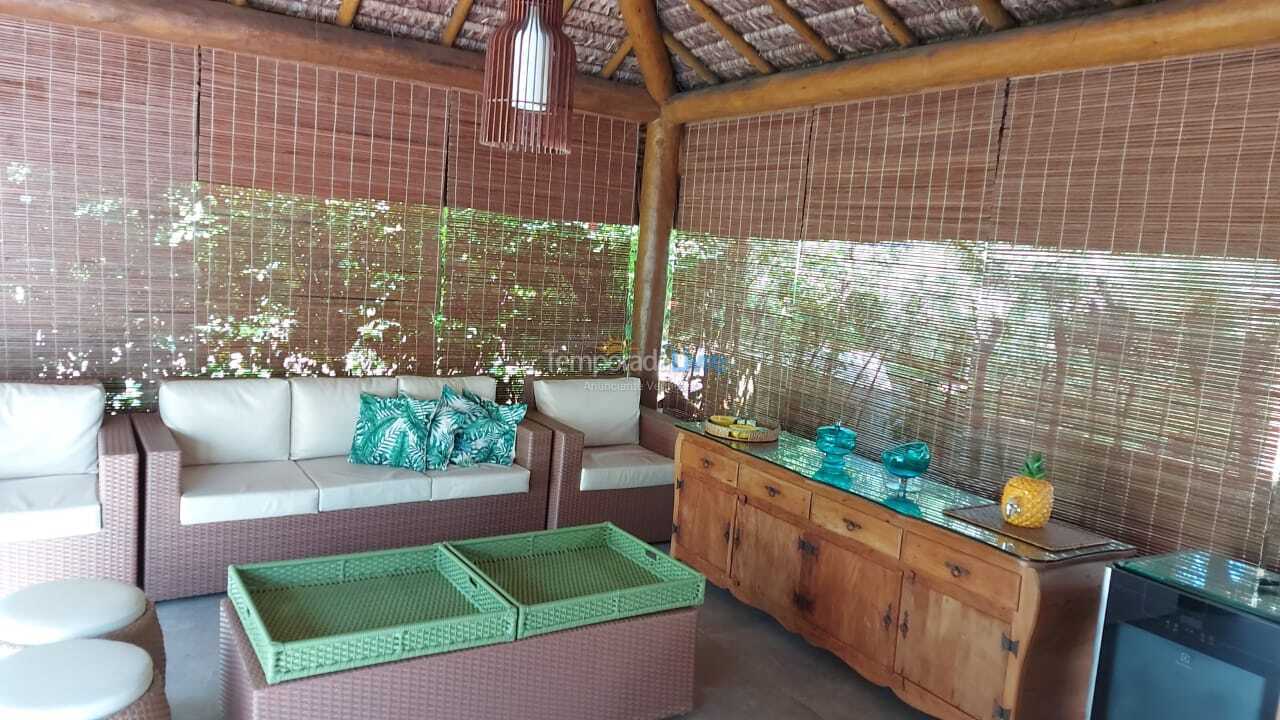 Casa para aluguel de temporada em Camaçari (Praia de Guarajuba)