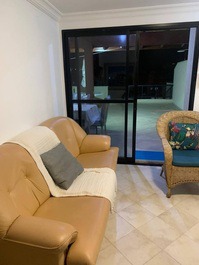 Penthouse 70 meters from the beach, in the prime area of Praia Grande